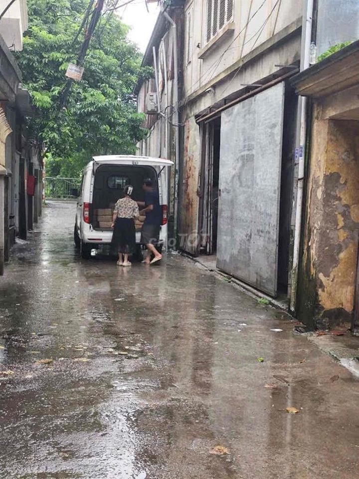 Bán gấp nhà 5 tầng