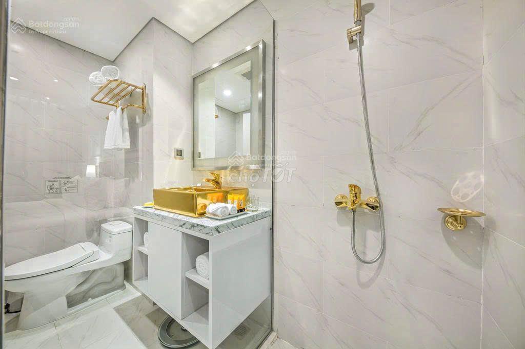Cho thuê căn hộ dát vàng Hoà Bình Gren 1 phòng Ngủ Nội thất cao cấp