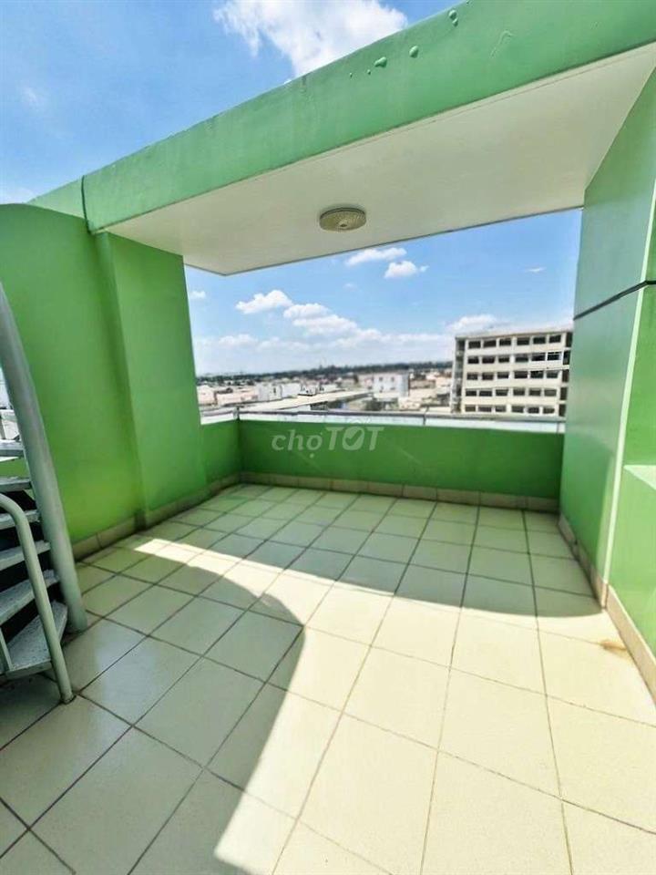 HẺM XE HƠI CỘNG HÒA P4 GẦN CÔNG VIÊN 52M² 4 TẦNG 4PN SÂN THƯỢNG 7,6 TỶ