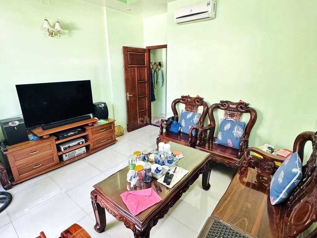 HẺM XE HƠI CỘNG HÒA P4 GẦN CÔNG VIÊN 52M² 4 TẦNG 4PN SÂN THƯỢNG 7,6 TỶ