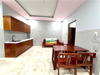 CHO THUÊ CĂN HỘ 2 PHÒNG NGỦ FULL NỘI THẤT CÓ CỬA SỔ THOÁNG MÁT ĐƯỜNG