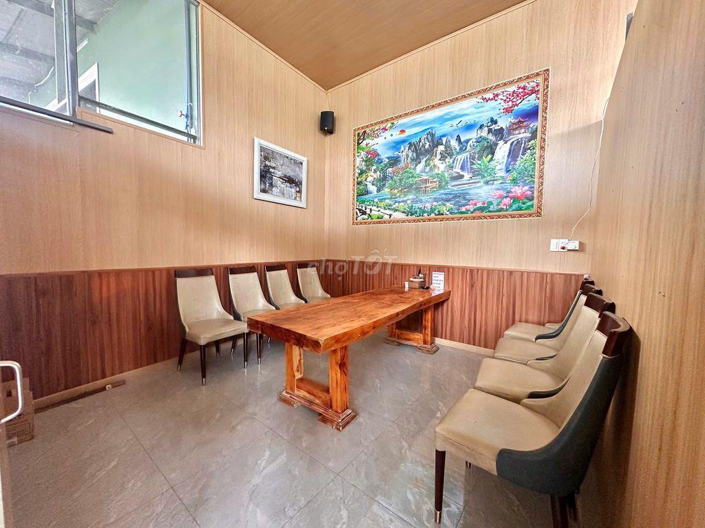 CHO .THUÊ MẶT BẰNG ĐẦY ĐỦ NỘI THẤT 250M2 VÀO LÀ KINH DOANH NGAY ĐƯỜNG