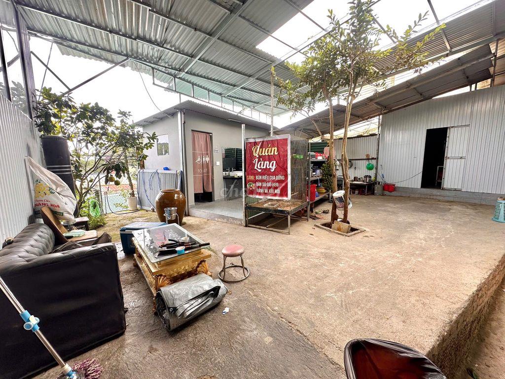 CHO .THUÊ MẶT BẰNG ĐẦY ĐỦ NỘI THẤT 250M2 VÀO LÀ KINH DOANH NGAY ĐƯỜNG