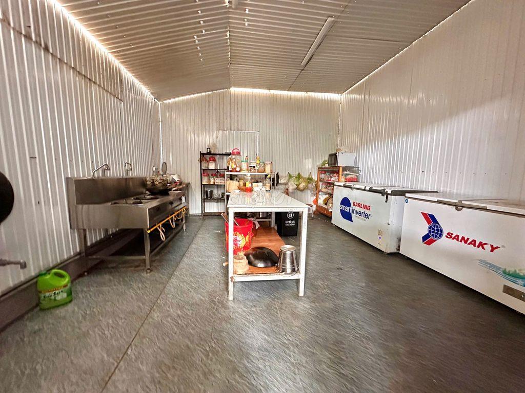 CHO .THUÊ MẶT BẰNG ĐẦY ĐỦ NỘI THẤT 250M2 VÀO LÀ KINH DOANH NGAY ĐƯỜNG