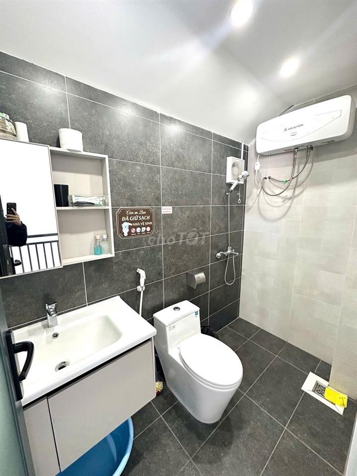 CHO THUÊ CĂN HỘ ÁP MÁI 1 PHÒNG NGỦ FULL NỘI THẤT CÓ BAN CÔNG ĐƯỜNG