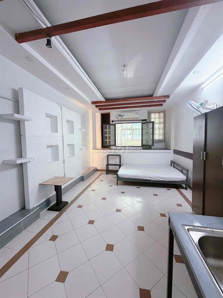 PASS phòng HUỲNH VĂN BÁNH có nội thất gấp