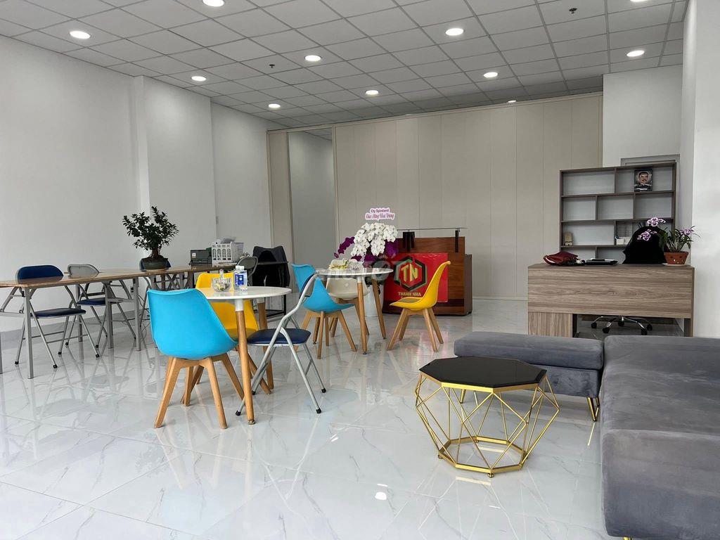 Mặt bằng kinh doanh C/c  Nguyễn Sỹ Sách 120m2,2p ngủ, 12tr/tháng