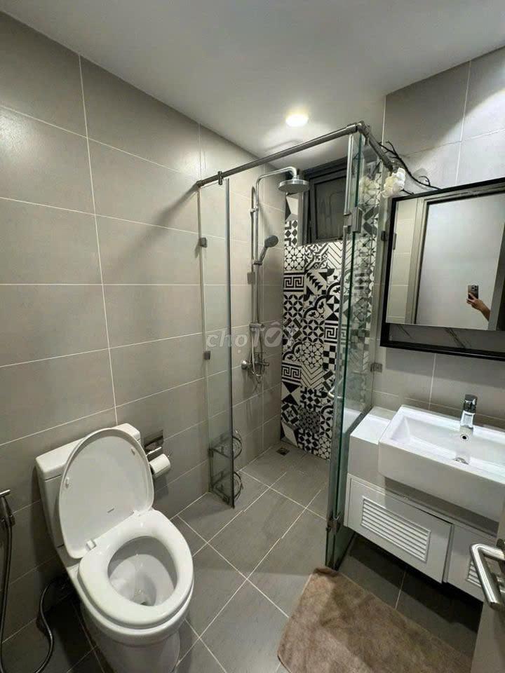 Mặt bằng kinh doanh C/c  Nguyễn Sỹ Sách 120m2,2p ngủ, 12tr/tháng