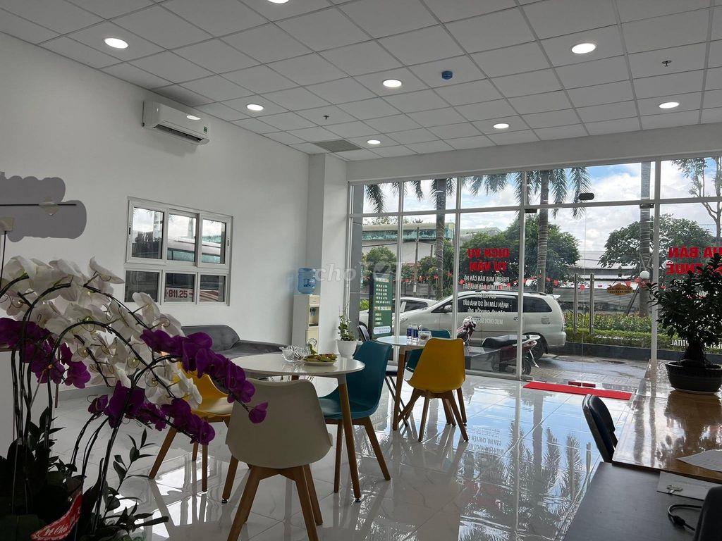 Mặt bằng kinh doanh C/c  Nguyễn Sỹ Sách 120m2,2p ngủ, 12tr/tháng