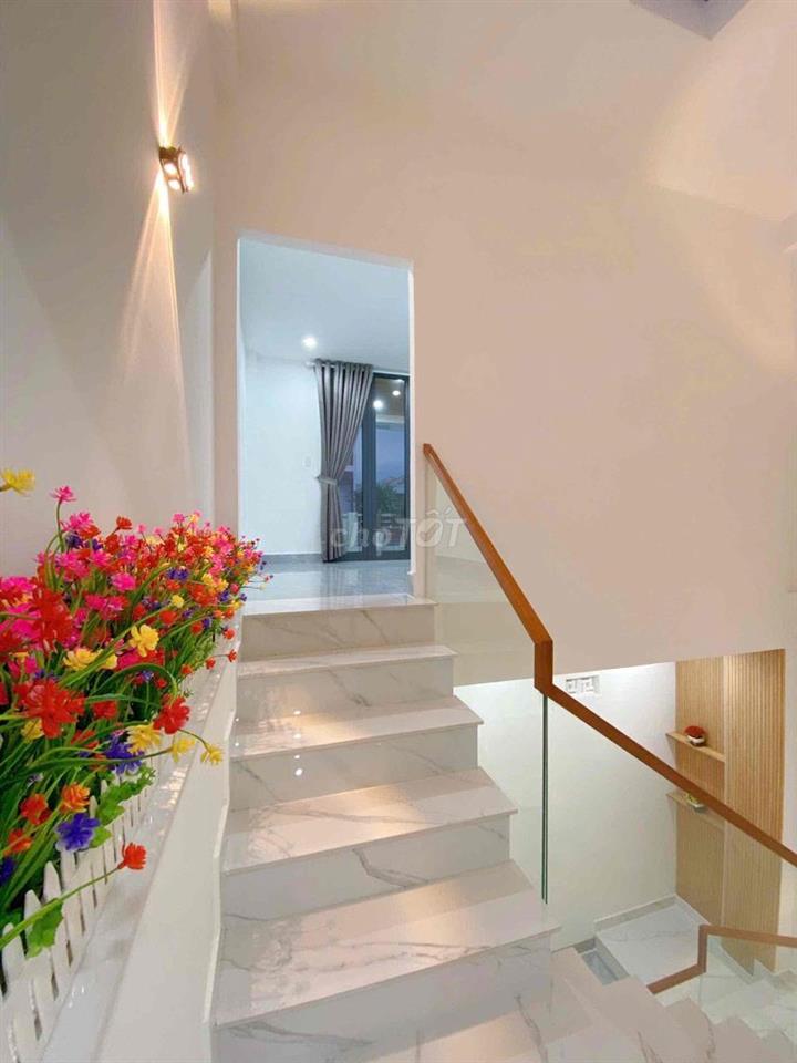 Chính chủ cần tiền bán nhà giá rẻ