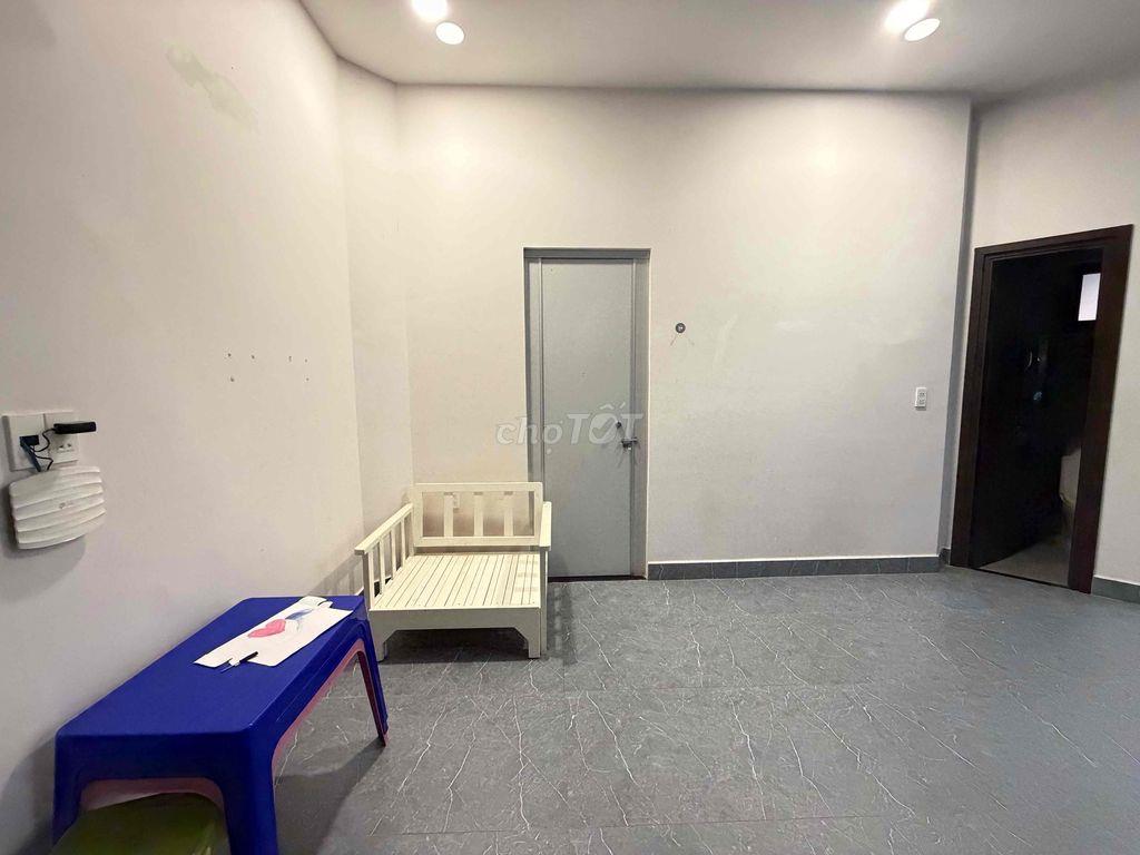 CHO THUÊ PHÒNG MẶT TIỀN SẠCH ĐẸP KHU DÂN CƯ 13E - LÀNG ĐẠI HỌC