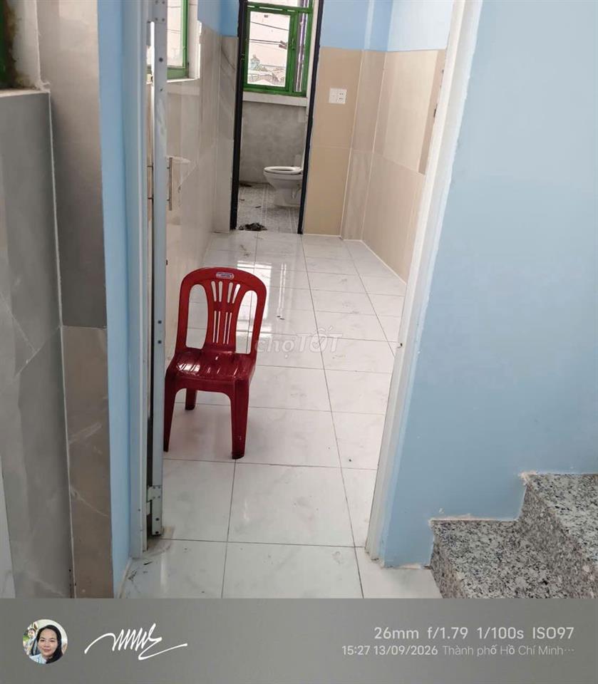 Cho thuê 2 lầu 4 phòng 4wc