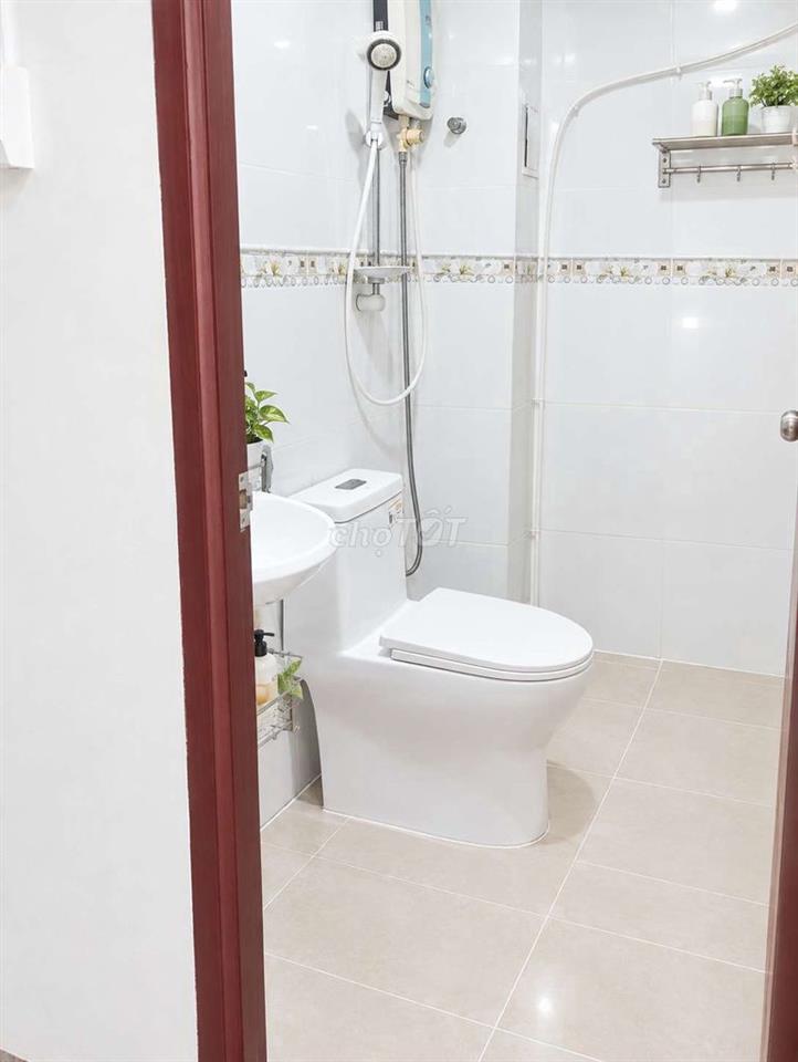 [CHO NỮ THUÊ] PHÒNG FULL NỘI THẤT CMT8 - FREE WIFI/XE - 2.5TR