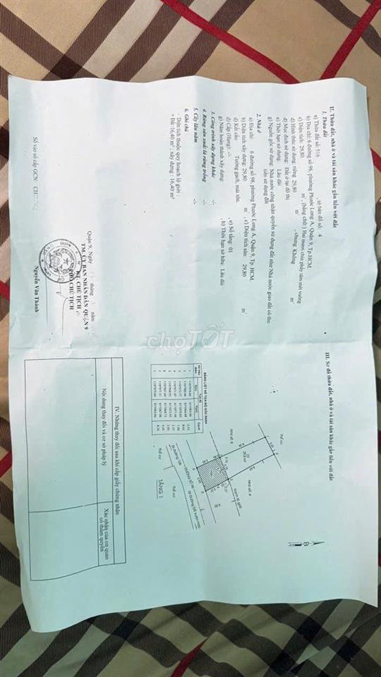 Nhà mặt tiền đường 98 Đỗ Xuân Hợp.