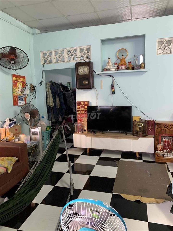cần bán gấp nhà cấp 4