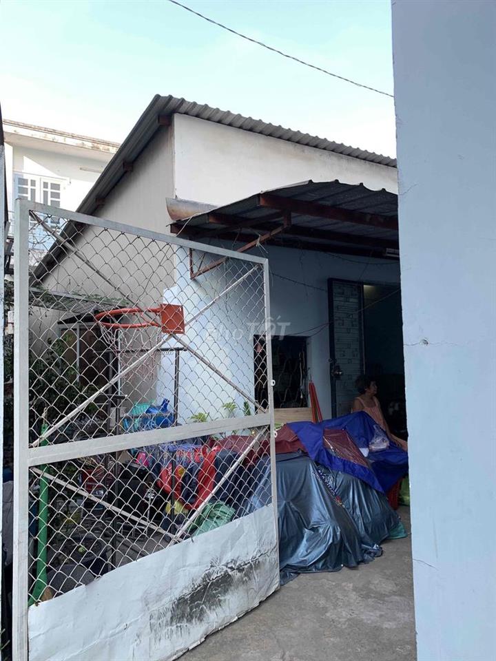 cần bán gấp nhà cấp 4