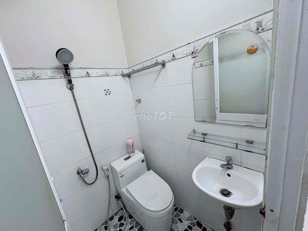 Phòng trọ giá sv, gần cv Làng Hoa GV