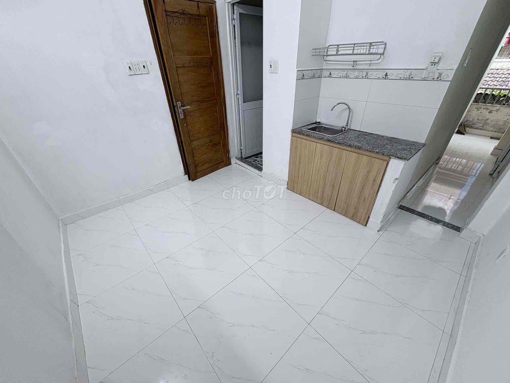 Phòng trọ giá sv, gần cv Làng Hoa GV