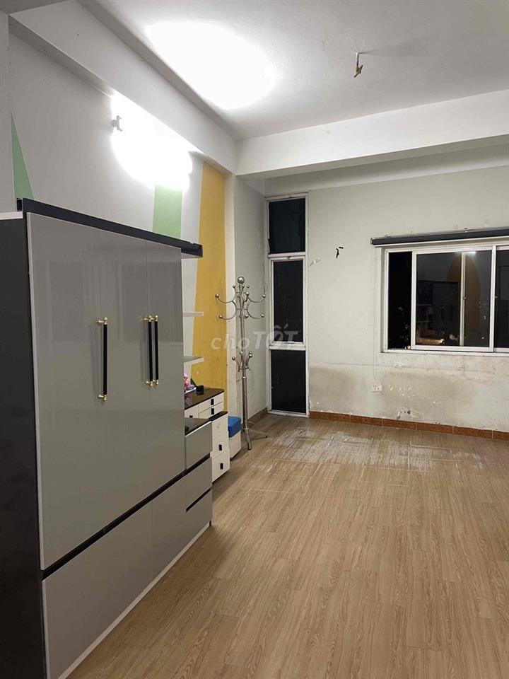 Cho thuê phòng diện tích 30 mét vuông 31 Nguyễn Thị định Cầu Giấy Hà N