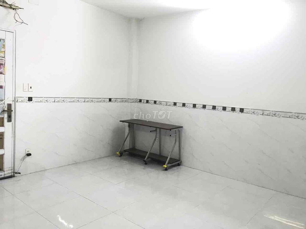 Phòng trọ 25m2 thoáng mát, sạch đẹp khu Tên Lửa Tỉnh lộ 10, Bình Tân