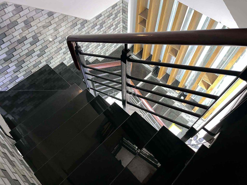 Nhà nguyên căn cho thuê 120m2 Tỉnh lộ 10 Tên Lửa mới