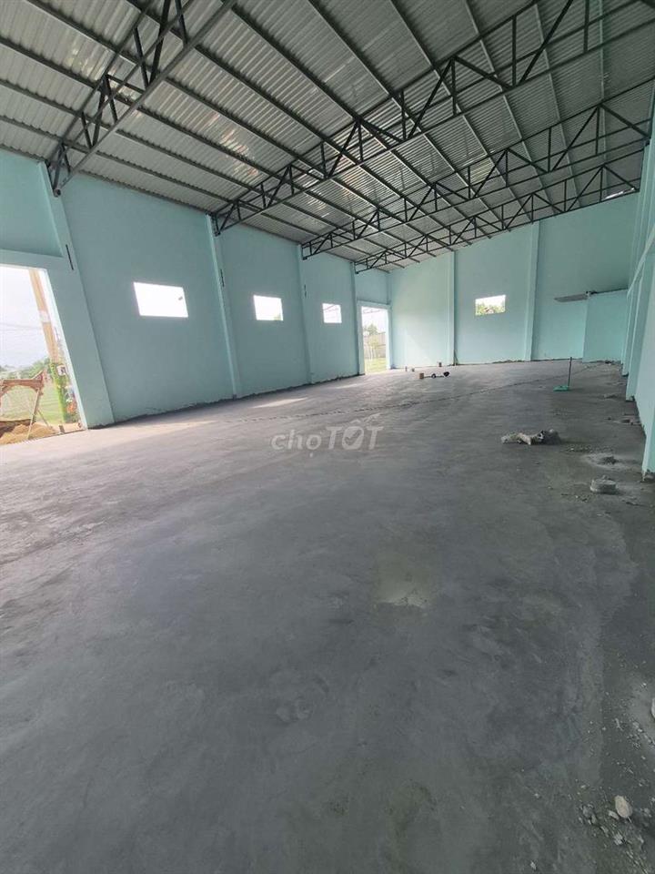 CHO THUÊ XƯỞNG 250m2 GIÁ THUÊ 15 TRIỆU /THÁNG