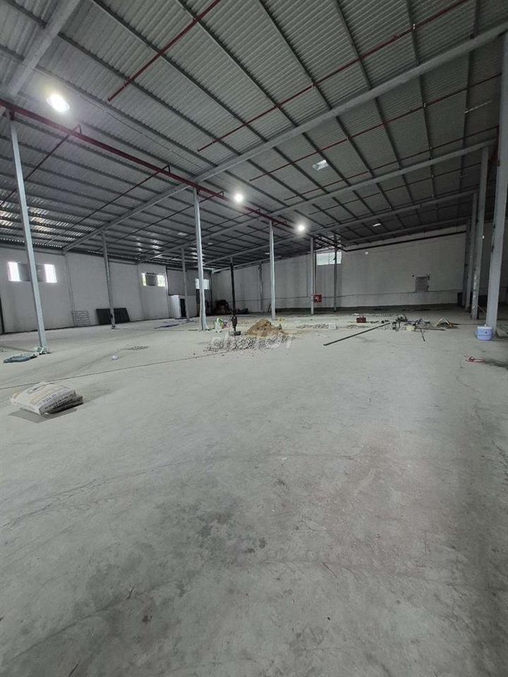 CHO THUÊ NHÀ XƯỞNG 1100M2 GIÁ THUÊ 110 TRIỆU / THÁNG