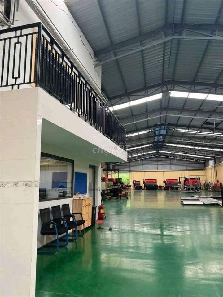 Cho thuê nhà xưởng 1300m2 giá thuê 70 triệu