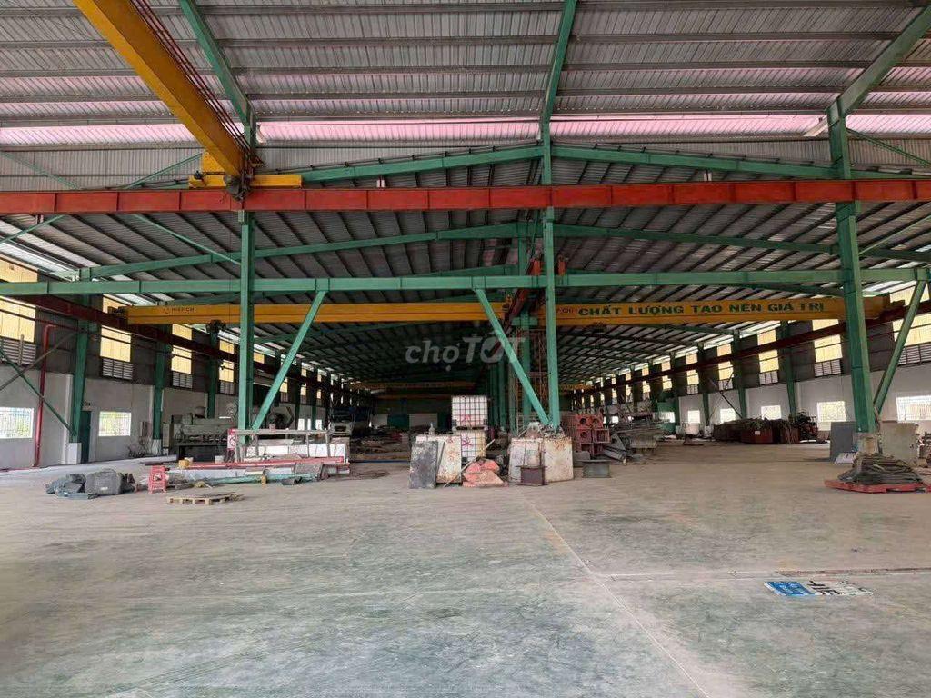Cho thuê nhà xưởng 3000m2 giá thuê 100 triệu/ tháng