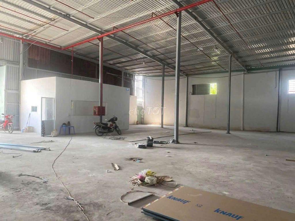 Chính chủ cho thuê nhà xưởng 860m2 giá thuê 75 triệu/tháng