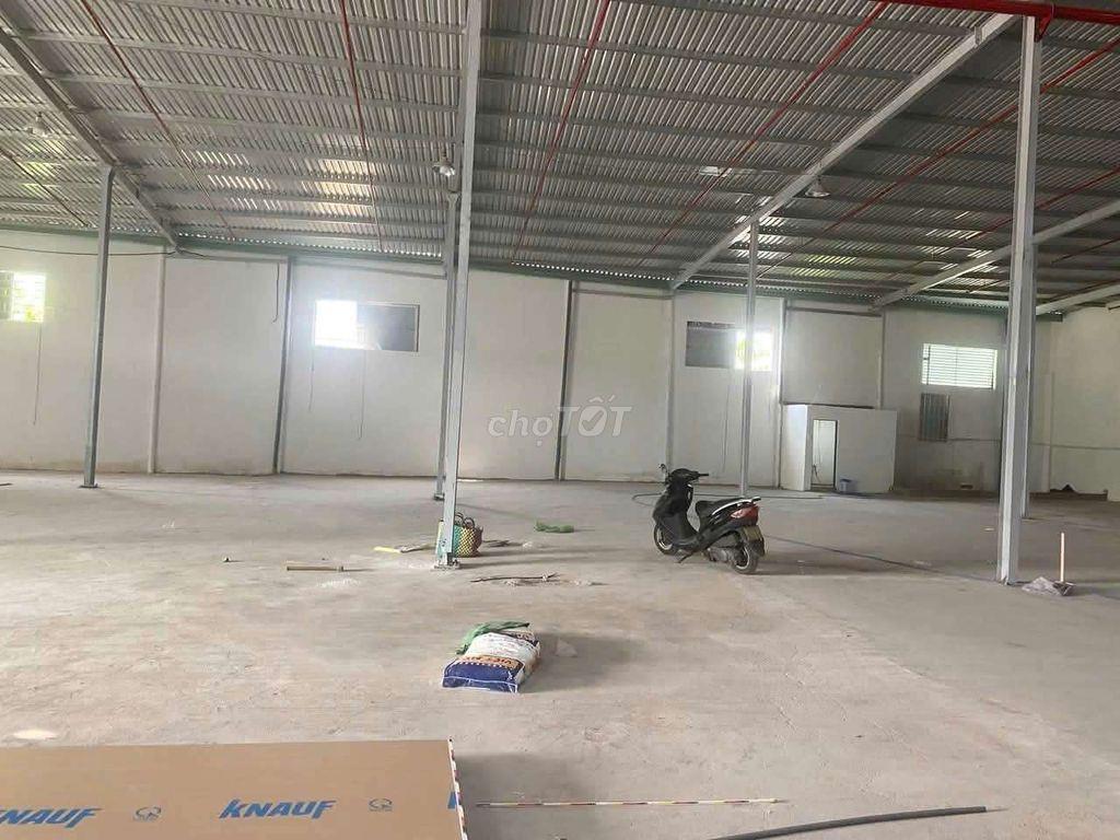 Chính chủ cho thuê nhà xưởng 860m2 giá thuê 75 triệu/tháng