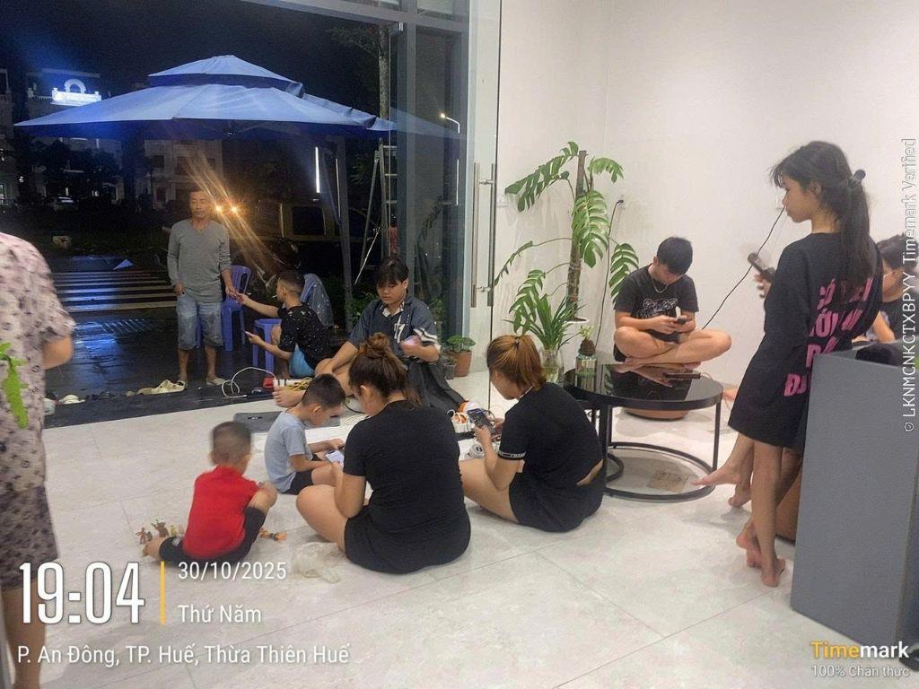 HUẾ MƯA MÀ ĐƯỜNG PHÚ XUÂN CITY VẪN KHÔ RÁO NHƯ THẾ NÀY ĐÂY CẢ NHÀ ƠI!