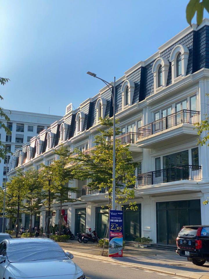 HUẾ MƯA MÀ ĐƯỜNG PHÚ XUÂN CITY VẪN KHÔ RÁO NHƯ THẾ NÀY ĐÂY CẢ NHÀ ƠI!
