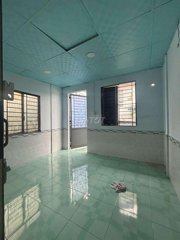 Hẻm ÔTÔ - MẶT TIỀN KINH DOANH VỪA VÀ NHỎ. KHU C PHẠM HÙNG