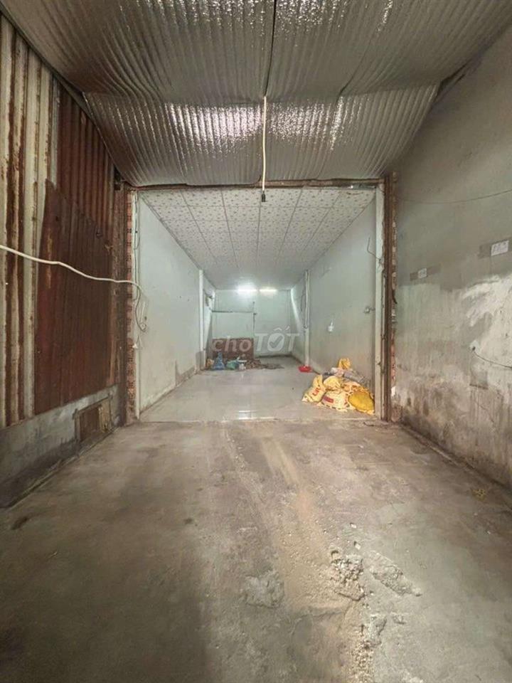 Nhà Cấp 4 - Hẻm ÔTÔ 6M - Phạm Hùng