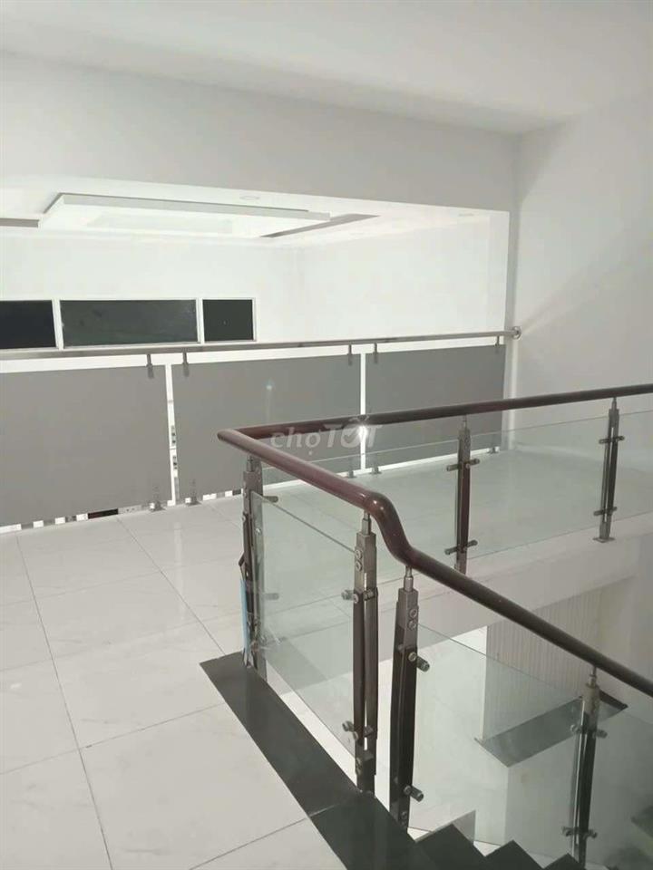 NHÀ CHO THUÊ NGUYÊN CĂN - HẺM XE TẢI. PHÙ HỢP KINH DOANH