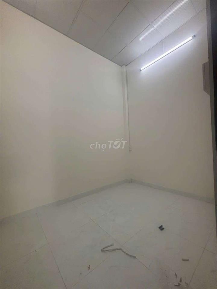 Nhà Hẻm ÔTô - Gần BXQ8