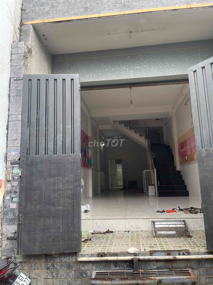 cần cho thuê hoặc bán