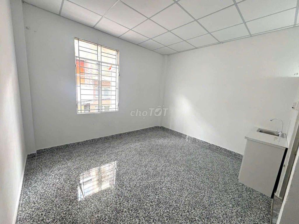 Phòng trọ Phan Huy Ích có bếp