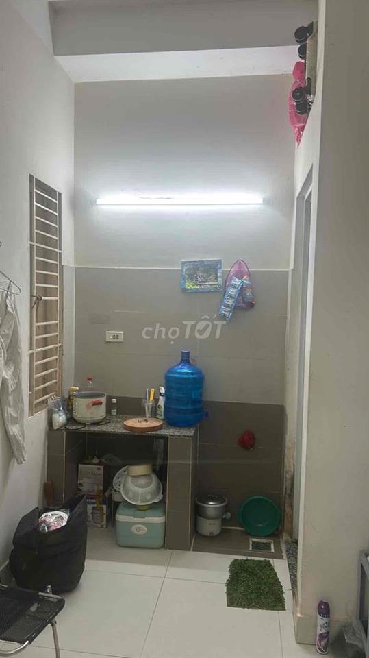 Tìm 1 bạn ở ghép chung