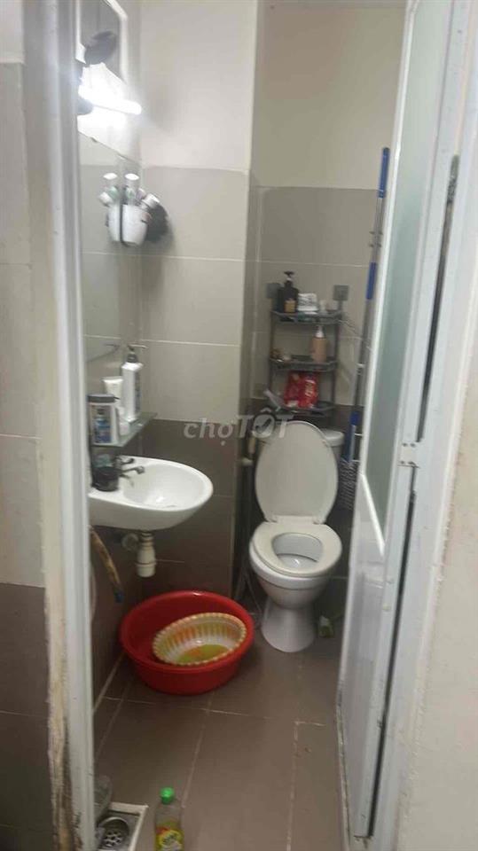 Tìm 1 bạn ở ghép chung