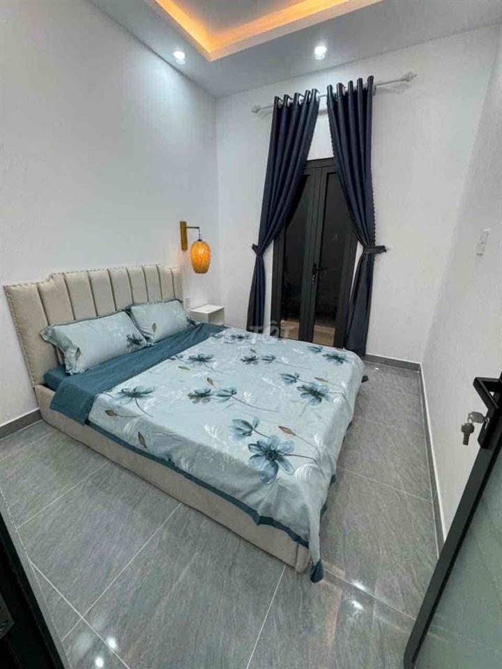BÁN NHÀ ĐƯỜNG NGUYỄN THỊ HƯƠNG NHÀ BÈ, HCM