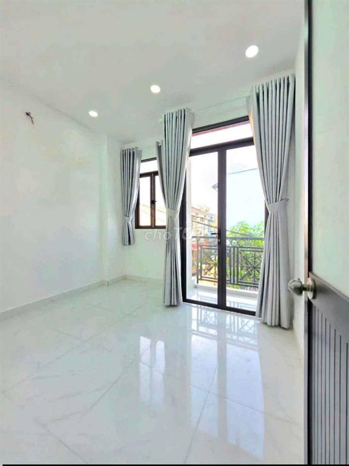 🍀1,330 Tỷ TL 👉 Nhà 1 lầu 2 PN 2 Wc 3,4 x 7  hẻm 2279/ Huỳnh Tấn Phát