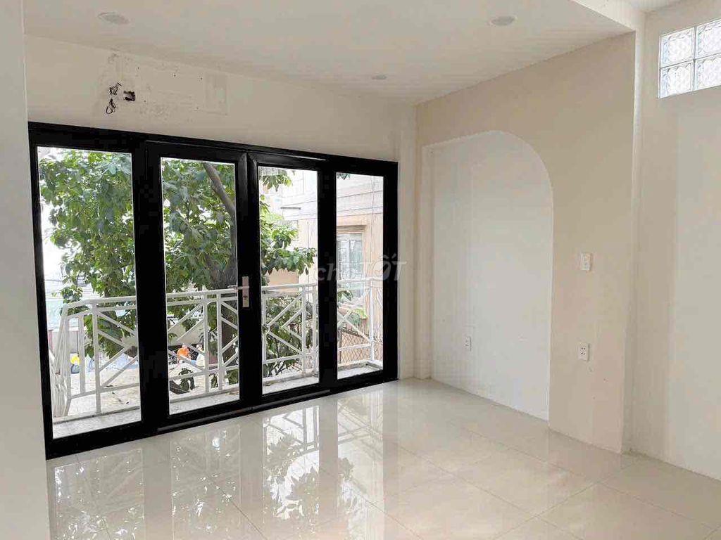 CHO THUÊ HẺM NGUYỄN VĂN TRỖI TÂN BÌNH | 12x15m siêu rộng