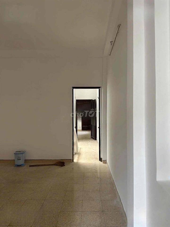 Cho thuê nhà mặt tiền Lê Văn Sỹ Quận Phú Nhuận, DT 4x28 giá tốt