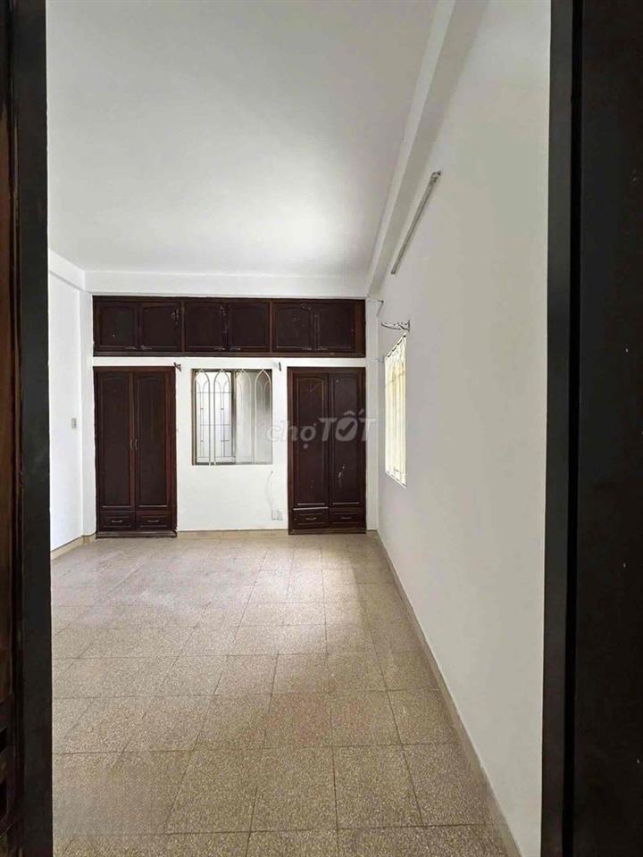 Cho thuê nhà mặt tiền Lê Văn Sỹ Quận Phú Nhuận, DT 4x28 giá tốt