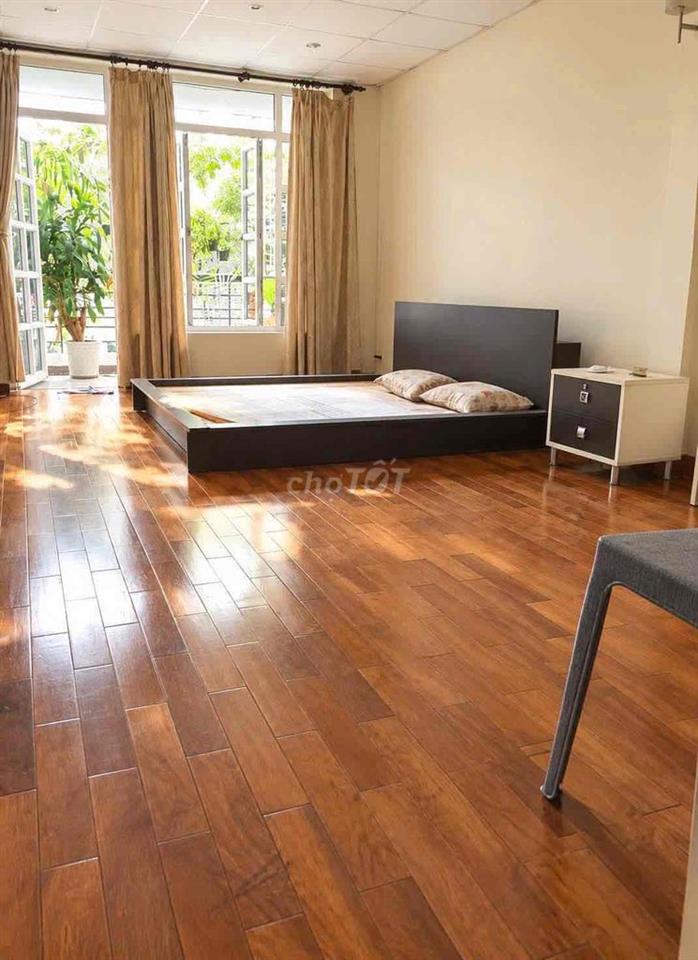 Cho thuê nhà hẻm xe hơi Đào Duy Anh Phú Nhuận, giá 18 triệu