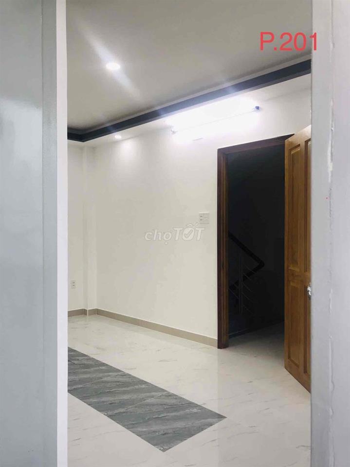 TRỐNG PHÒNG LẦU 2 PHÚ NHUẬN