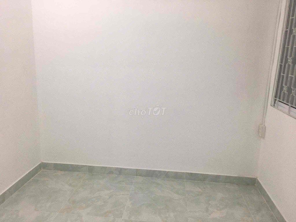 CHÍNH CHỦ CHO THUÊ CĂN HỘ HẺM 595 CMT8 P15 Q10