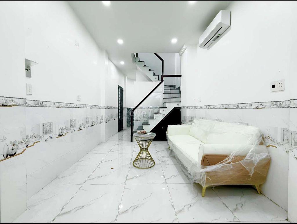 Bán nhà Lý Thái Tổ , phường Vườn Lài, 26m2, hẻm 3m, 4 tầng 4 pn.